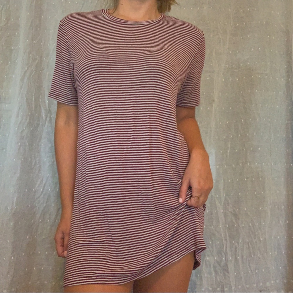 Brandy Melville Maroon and White T Shirt Dress